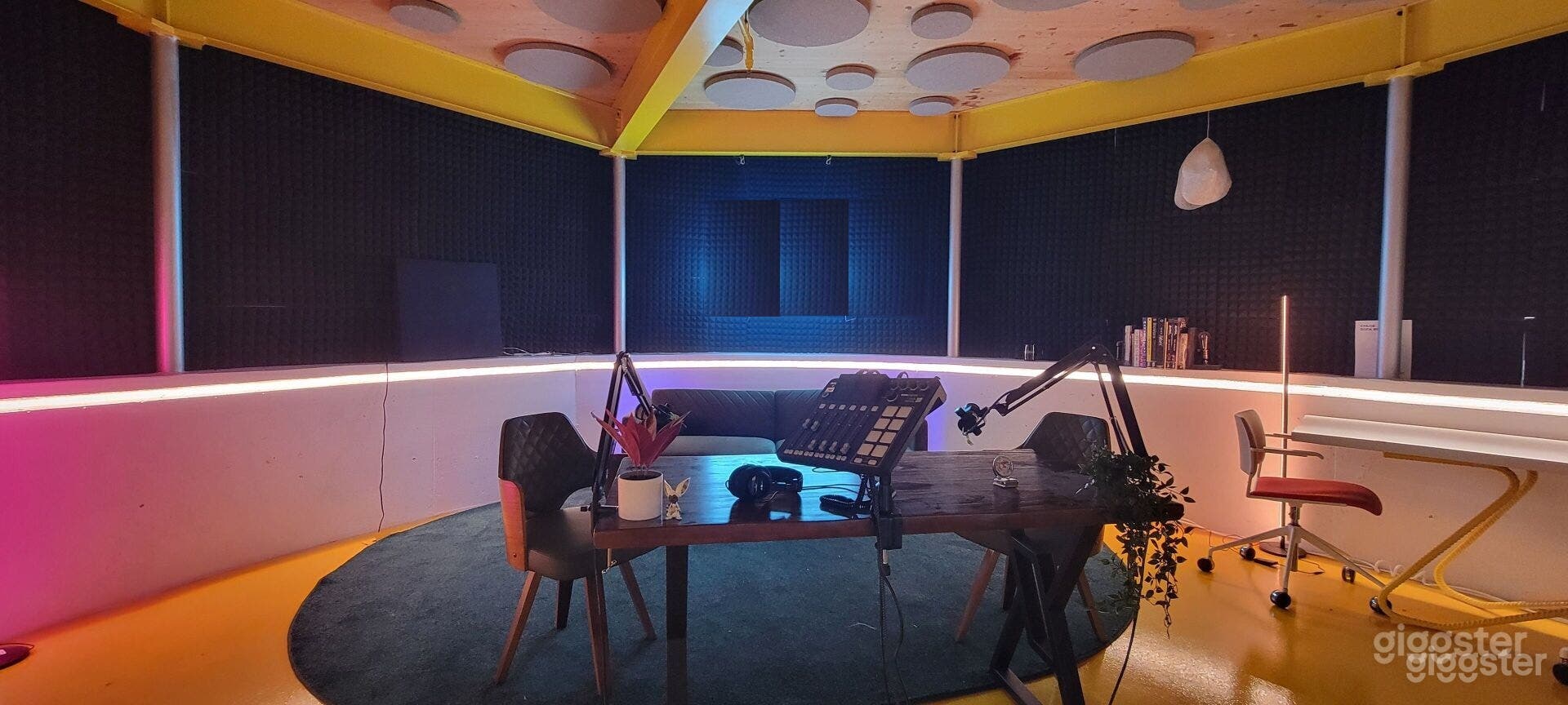 Production Studio Space  Photo 2