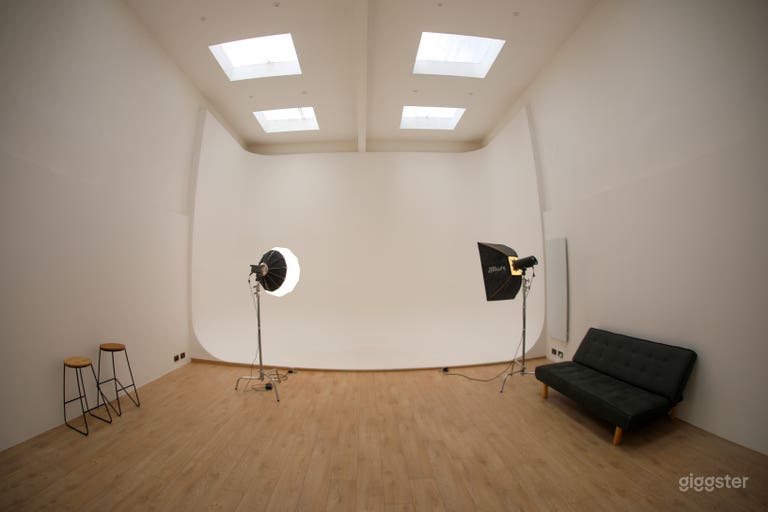  Estudio Skylight Infinity Cove 