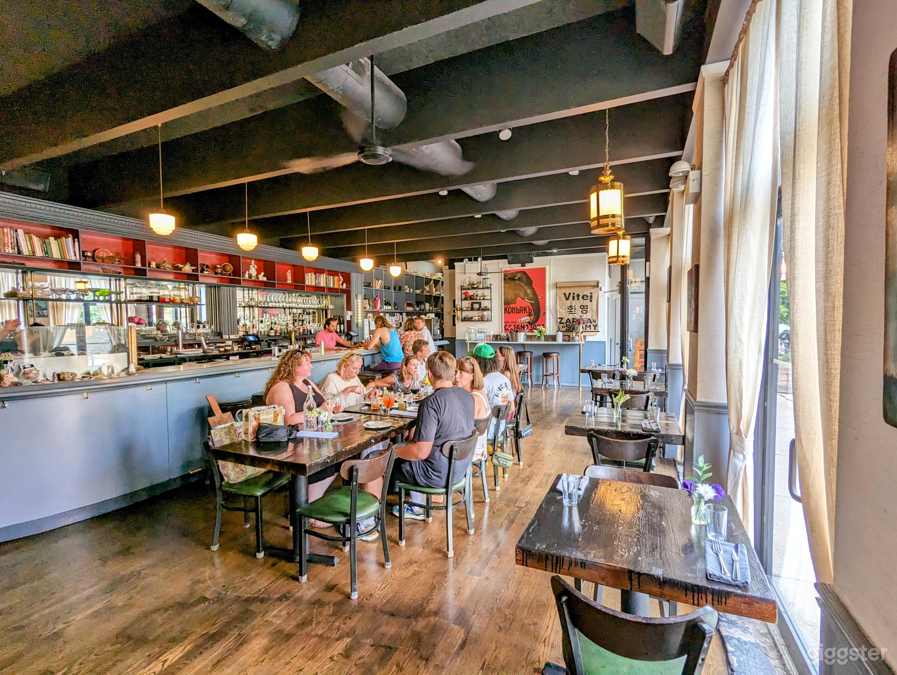 Heritage Restaurant &amp; Caviar Bar Photo 3