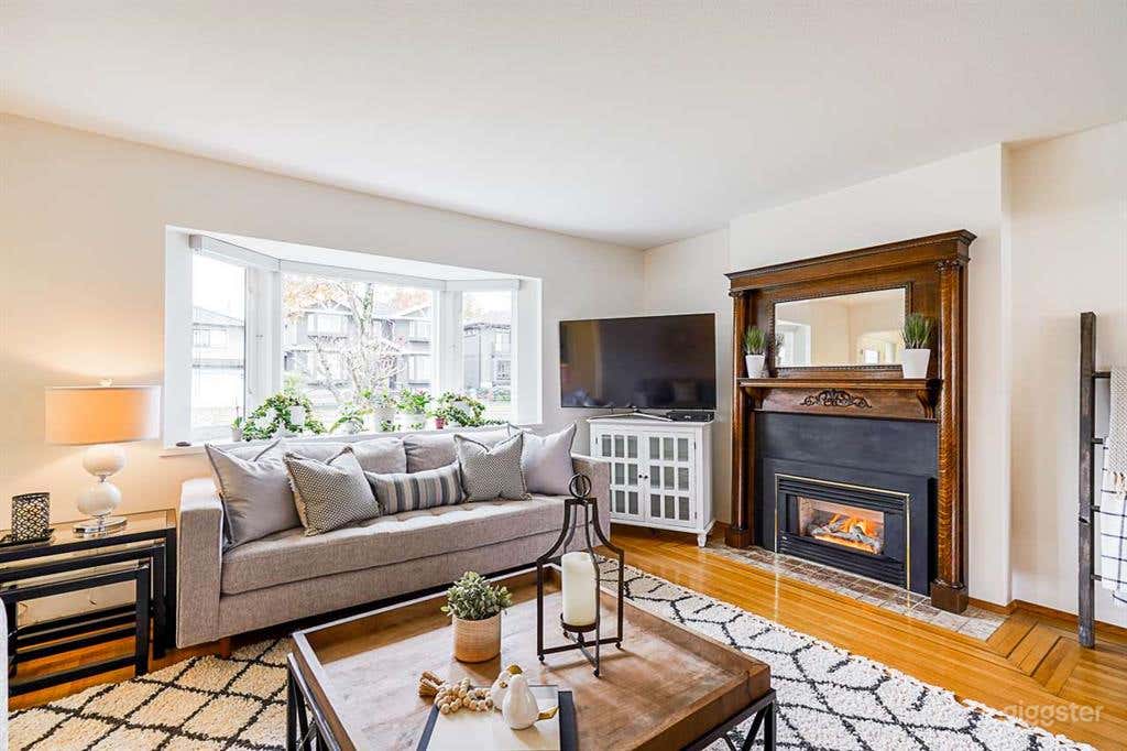 Beautiful 5 bedroom bungalow Photo 1