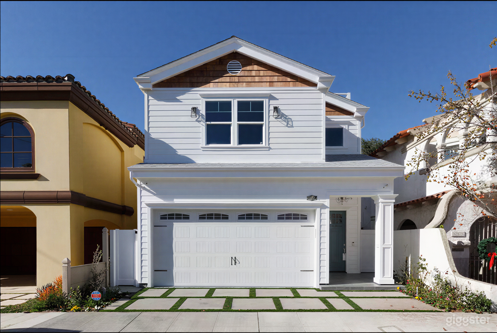 Beautiful newly built 2 story house Photo 1