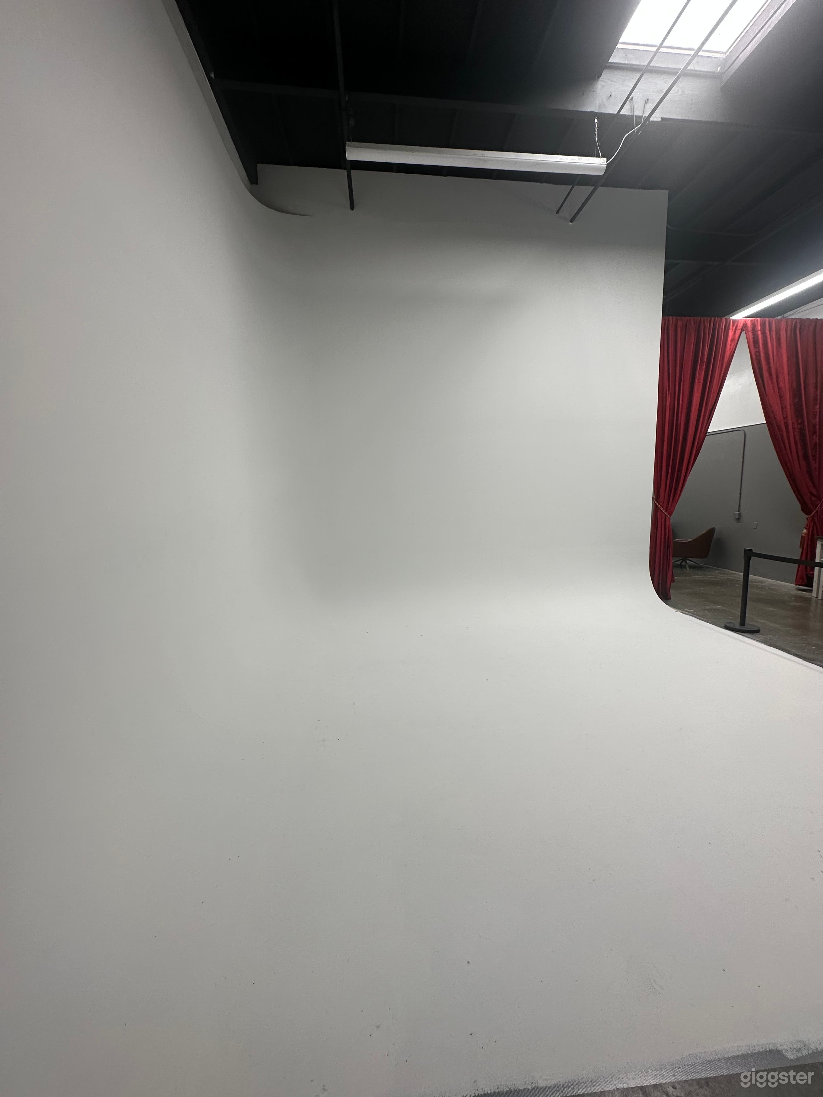 White cyclorama wall 18x18x18