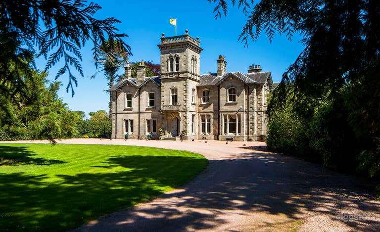  Mansion Buyout in Saint Andrews 