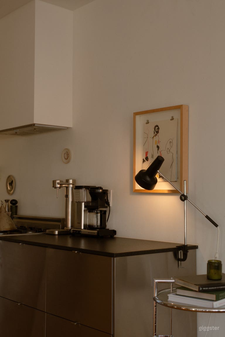  Bright & Modern Apartment with Private Terrace 