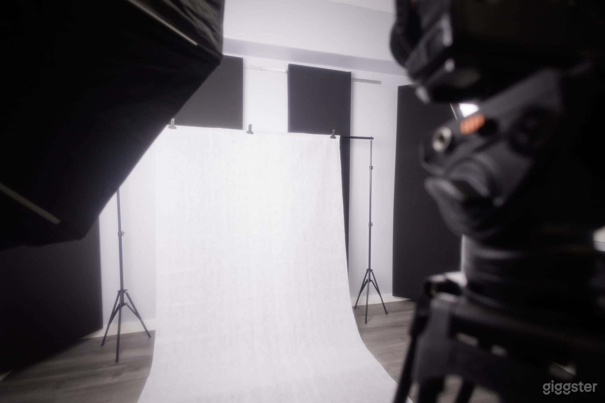 Urban Photo Studio with Acoustic Insulation Photo 2