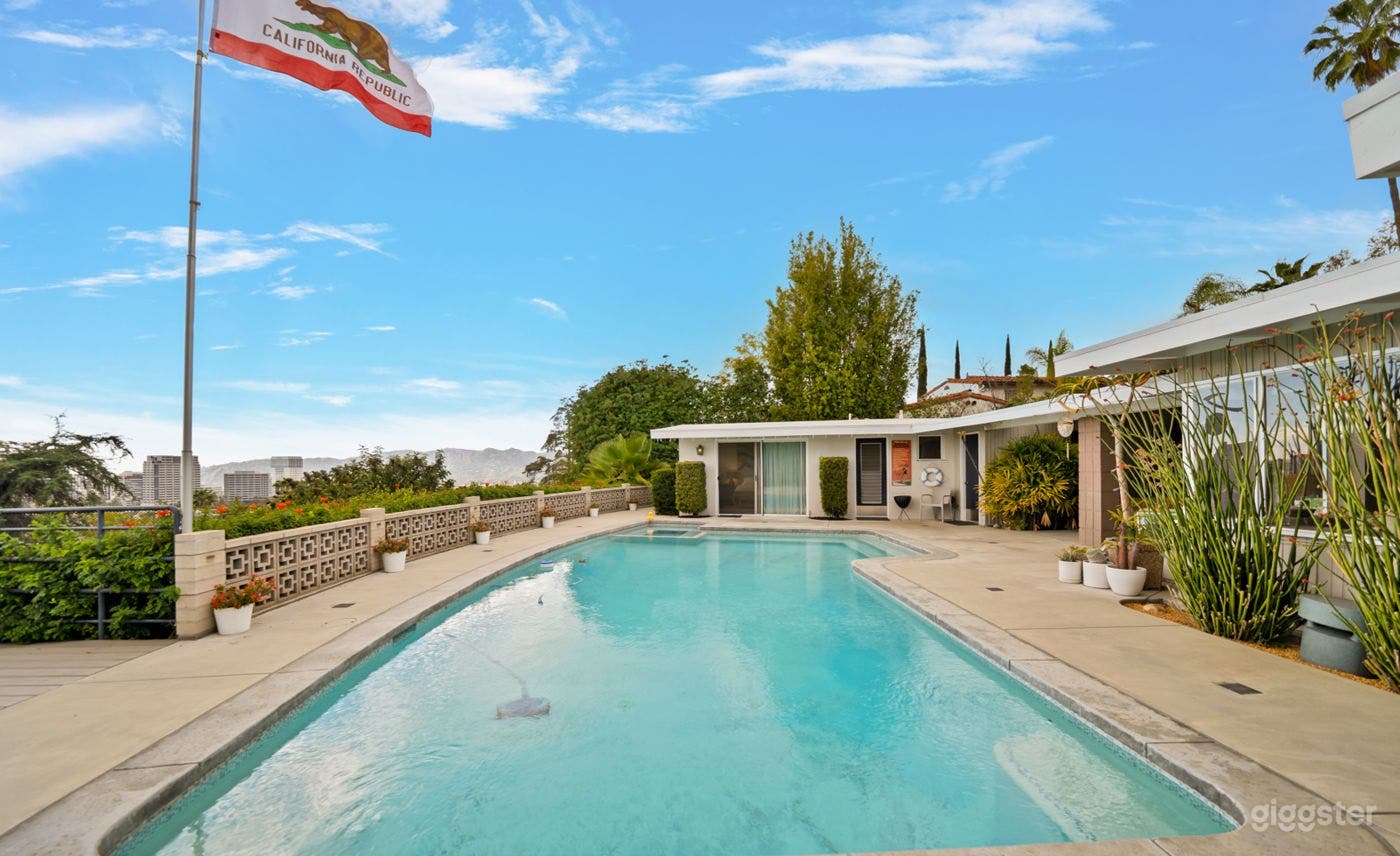 RETRO CHIC GLENDALE VIEW HOUSE/POOL Photo 2