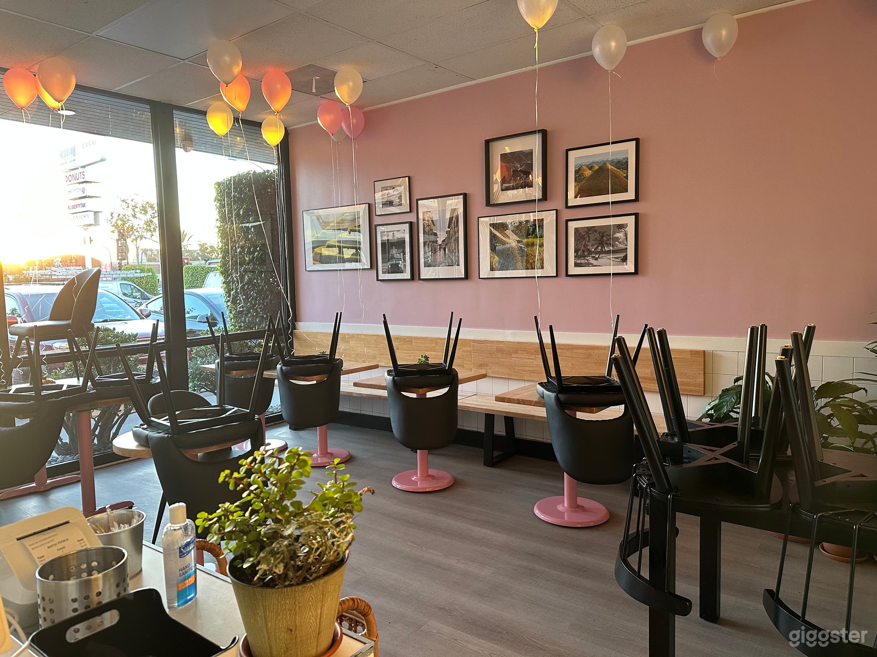 Bright &amp; Homey Filipino Restaurant in Lawndale, CA  Photo 1