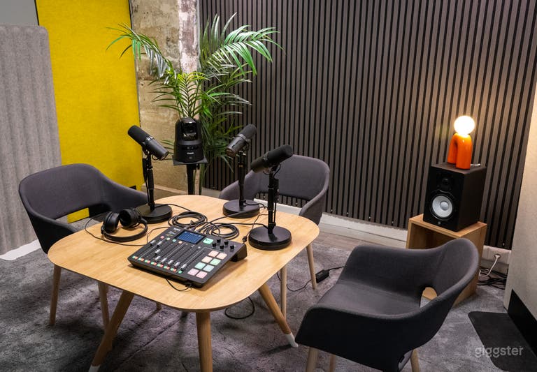  a modular space designed to create your video content 