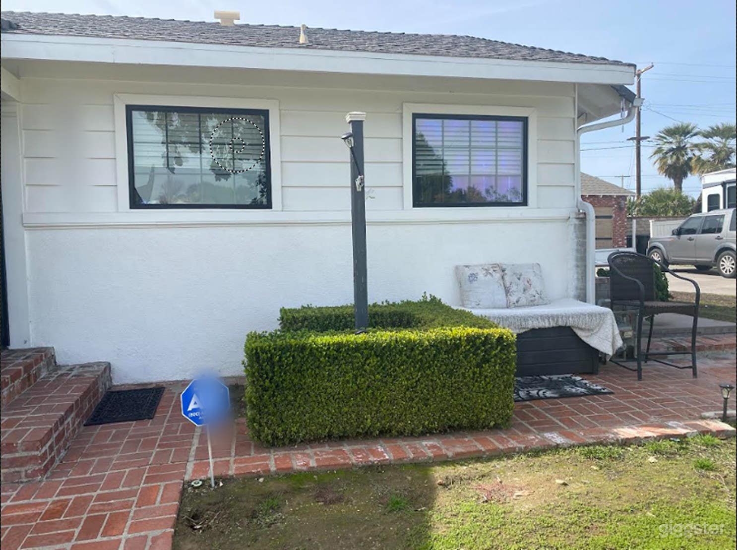 Charming Residential Property in Winnetka for Film, Productions and Events Photo 2