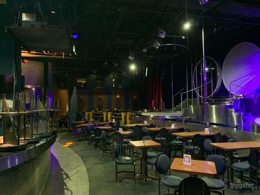 Unique Modern Strip Club Photo 4