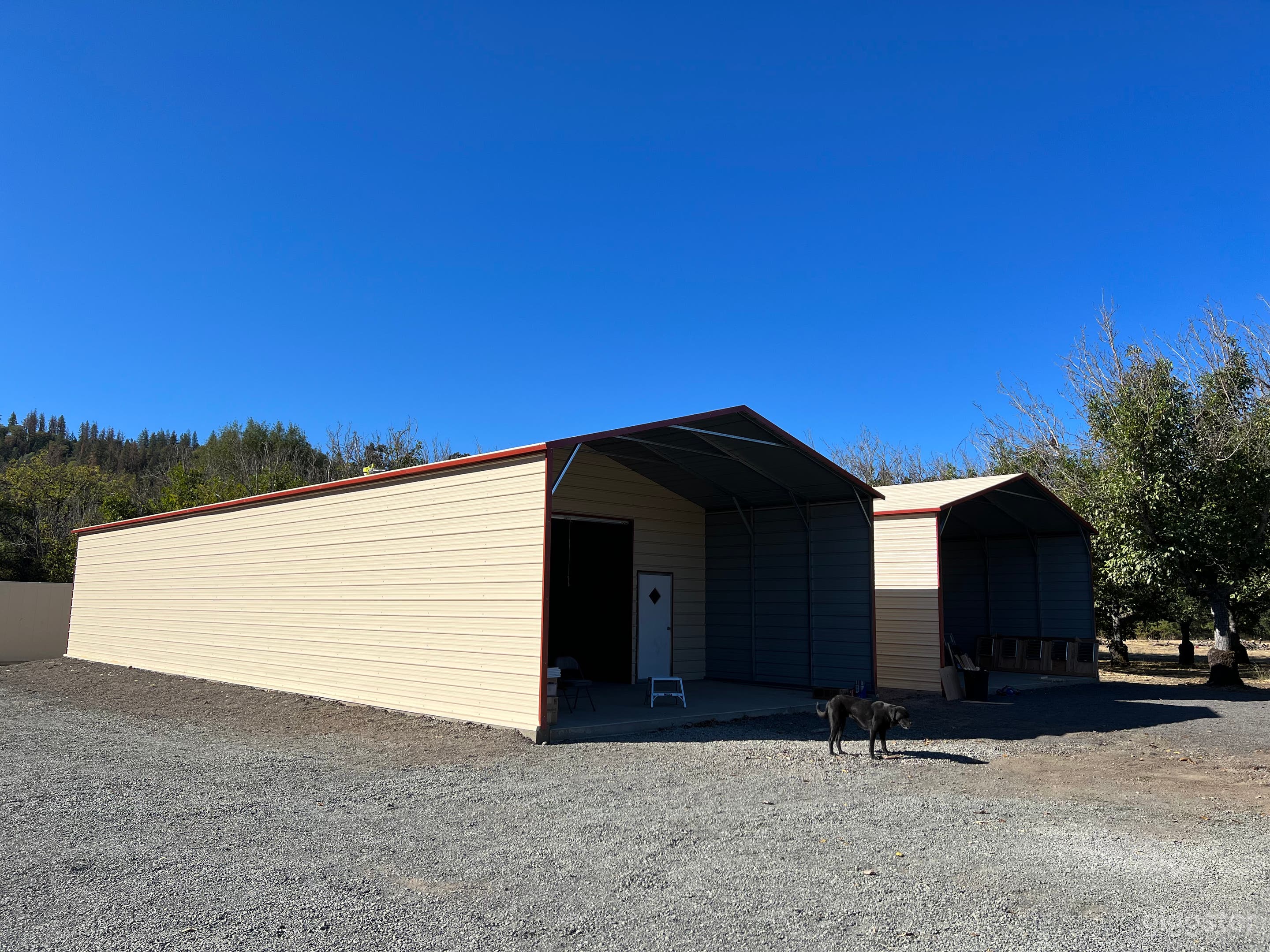 2 Dry houses that may be used.