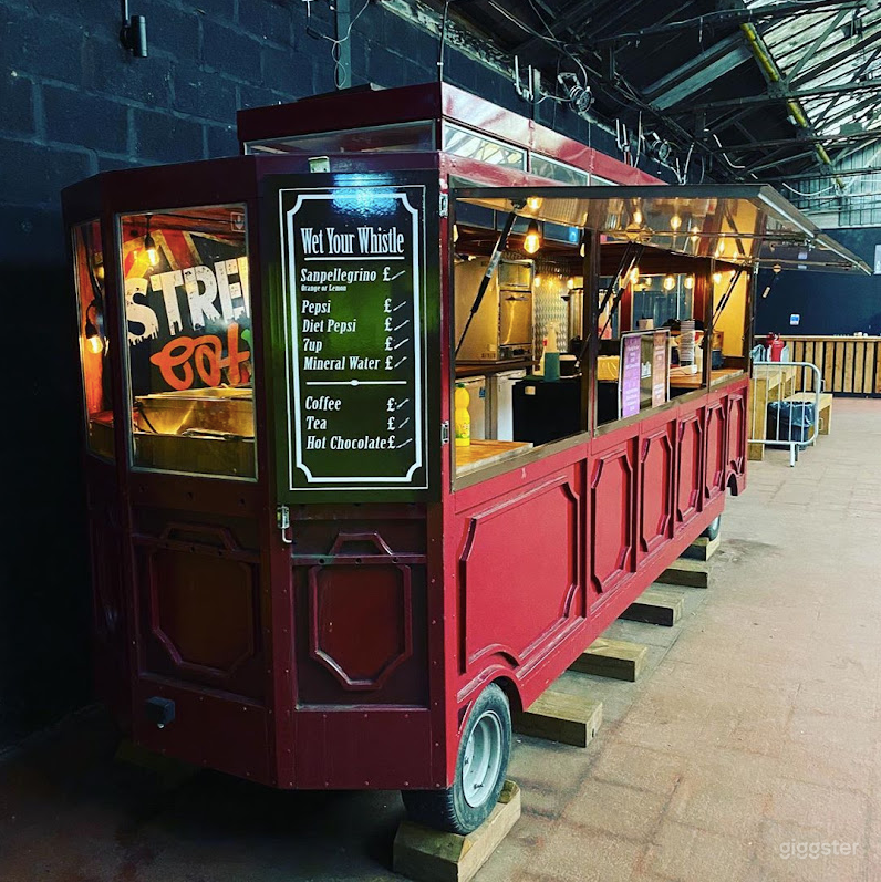 Secret Space for 300 people with Bar and Reception Photo 3