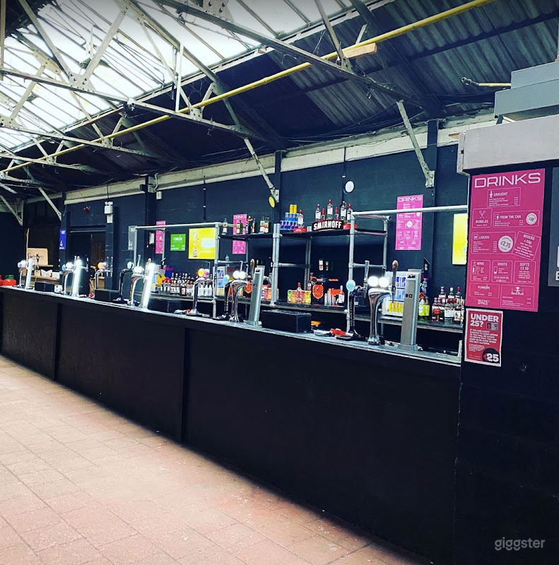 Secret Space for 300 people with Bar and Reception Photo 1