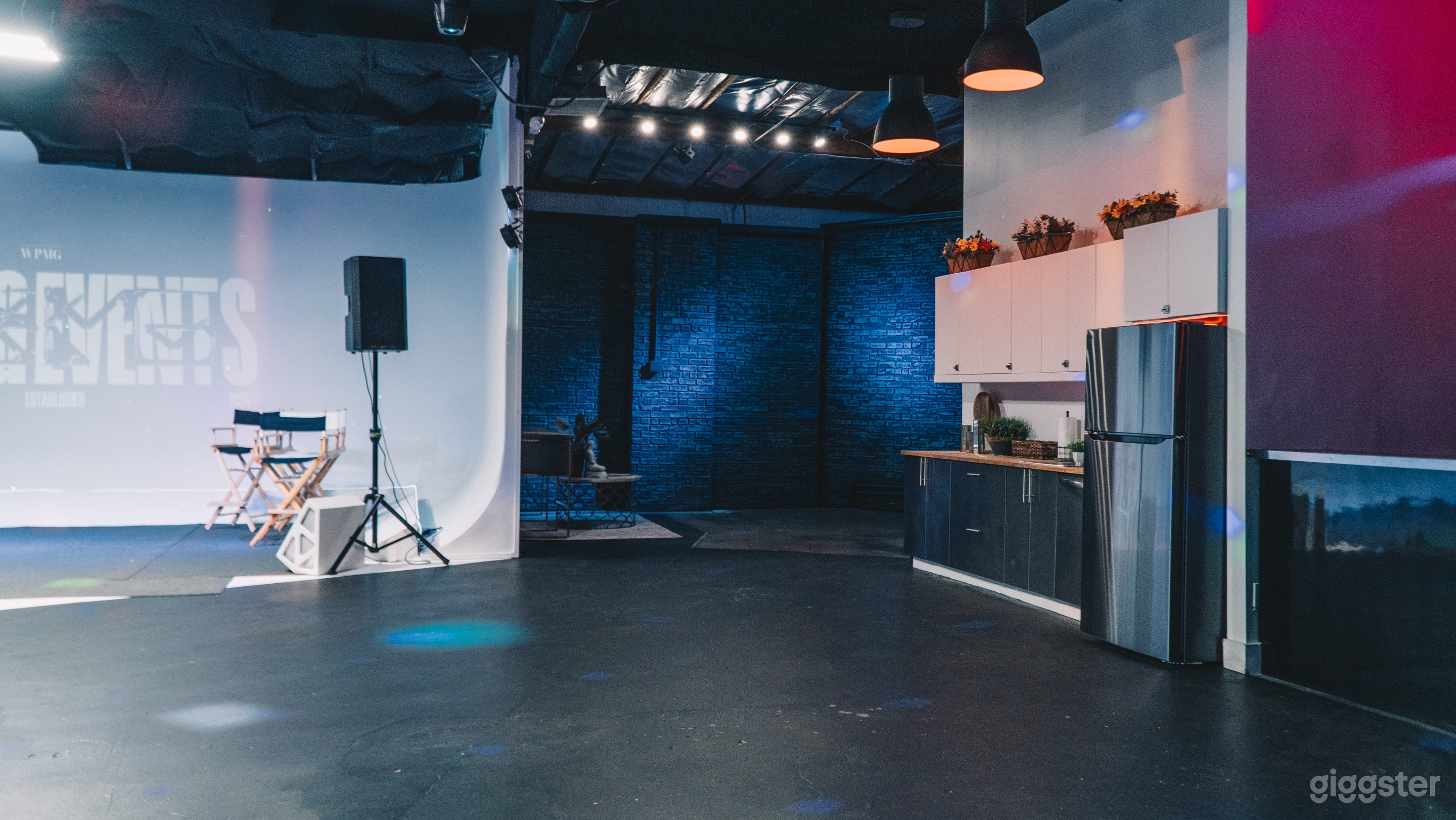 Content Creators Oasis Photo 3