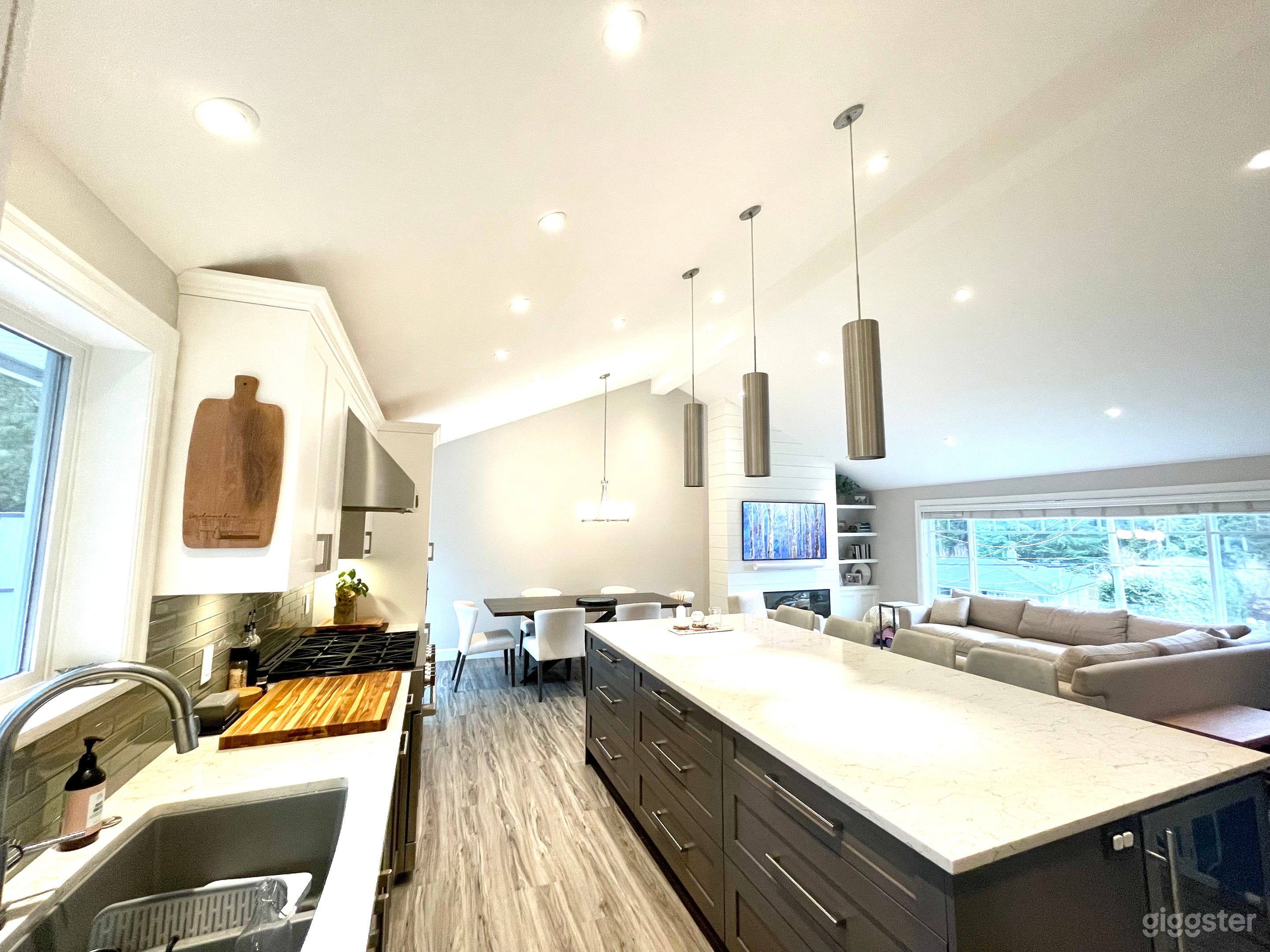 Natural light, vaulted ceilings, oversized kitchen island.