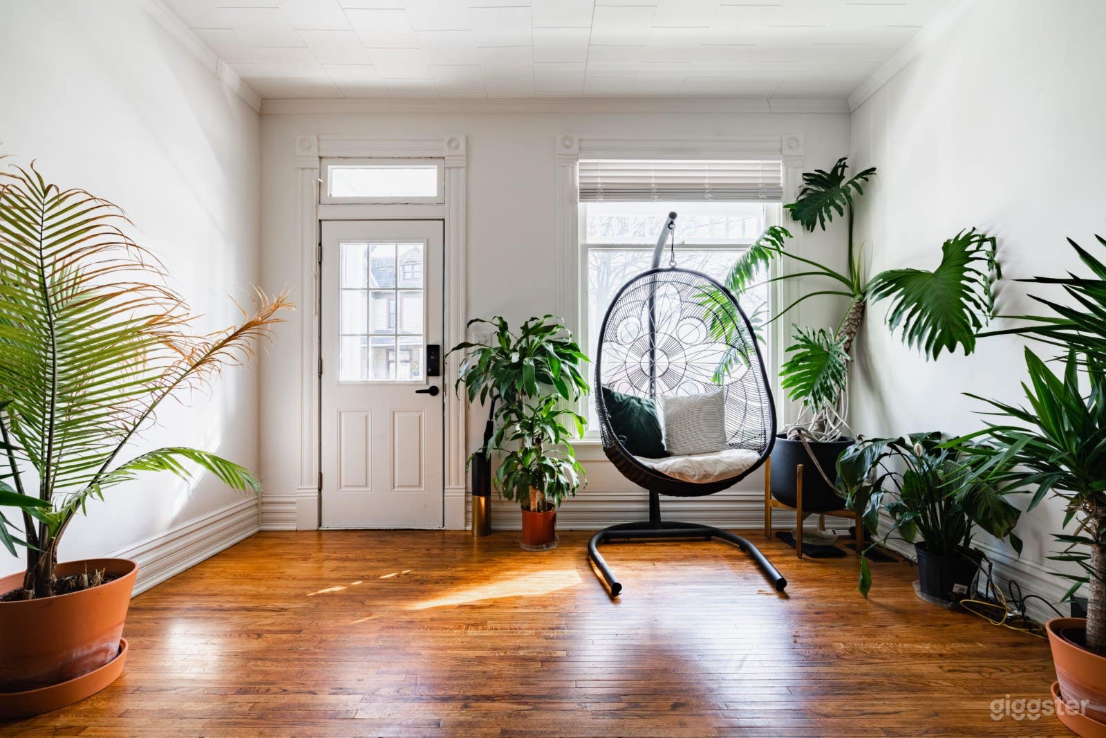 Use of smart keypad code for self guest check in😀