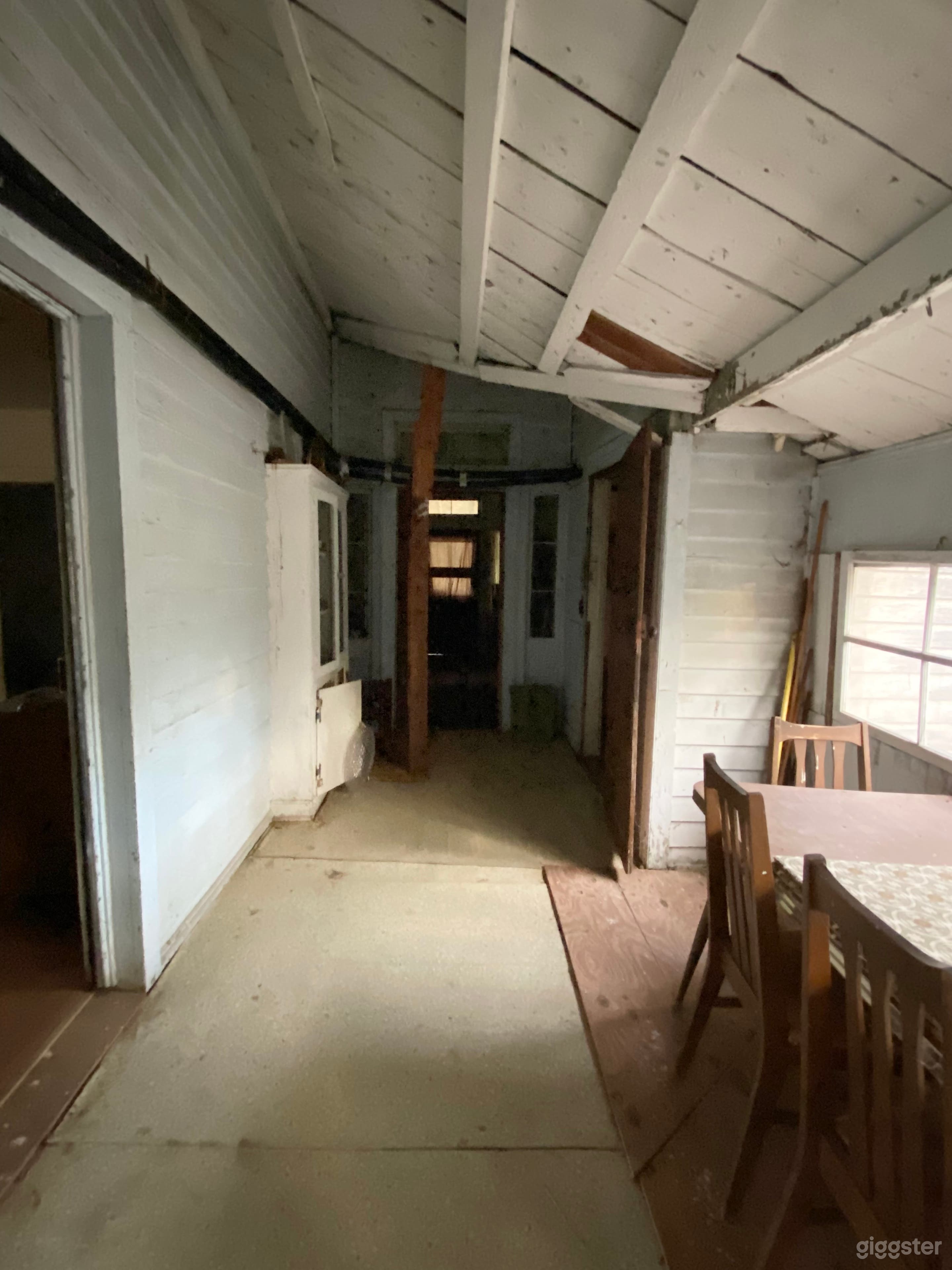 1890 Vacant Farmhouse Photo 3