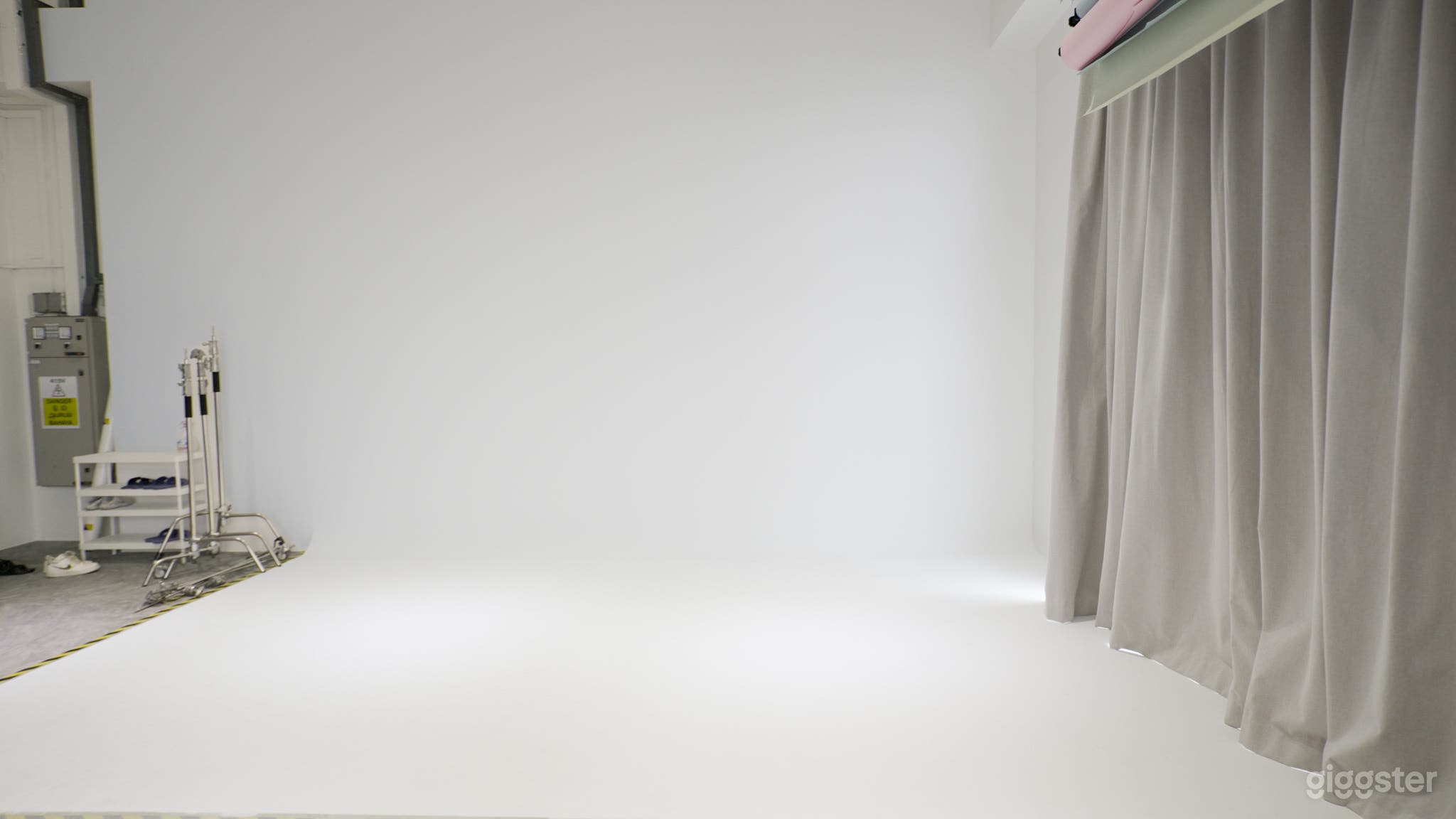 Versatile Studio Space Photo 2