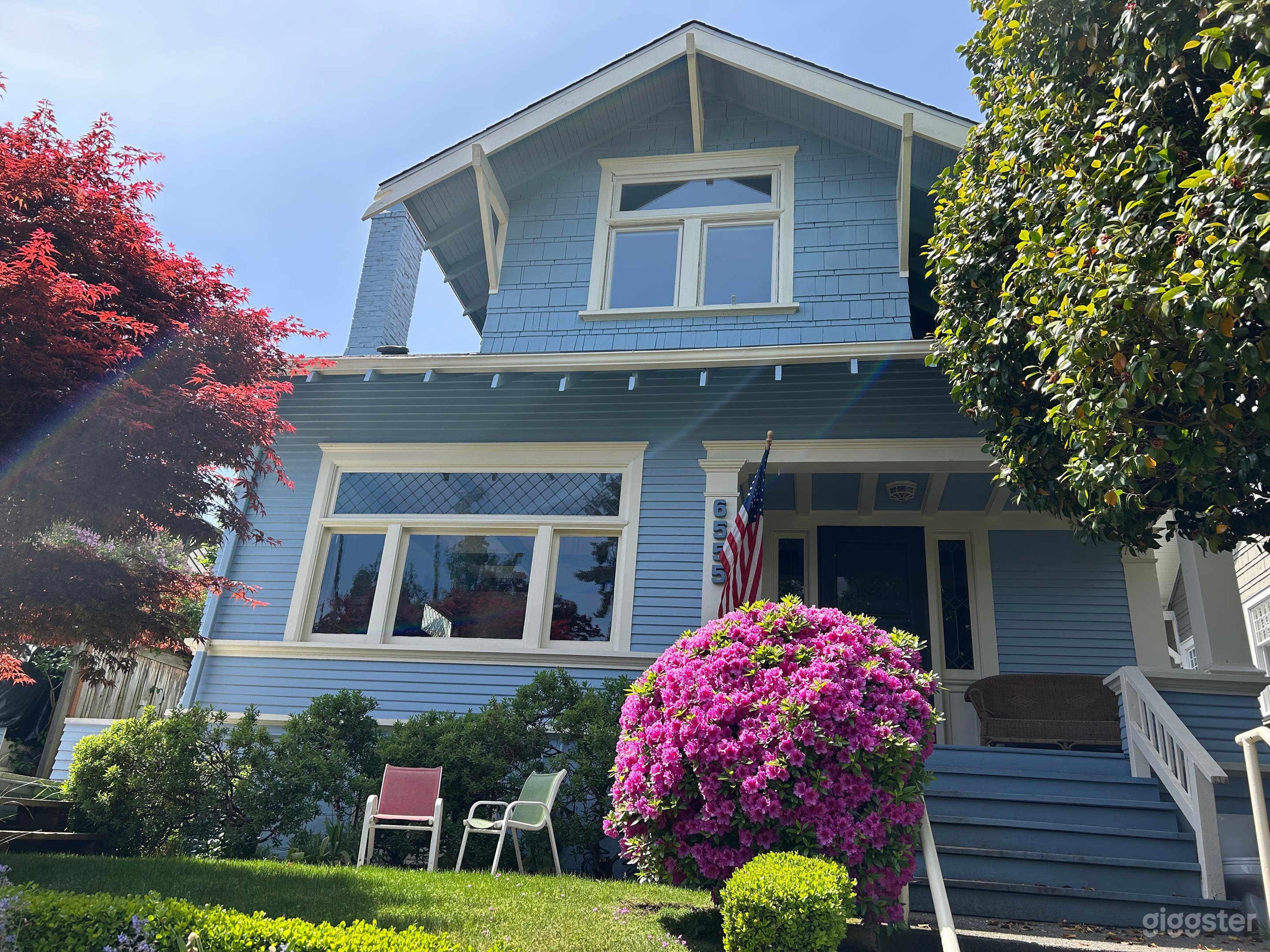 Storybook Ravenna Craftsman with Old Seattle Charm Photo 1