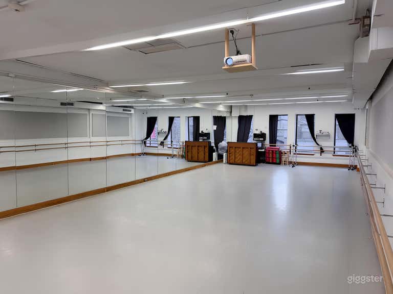  Dance Studio 4 - Arnhold 