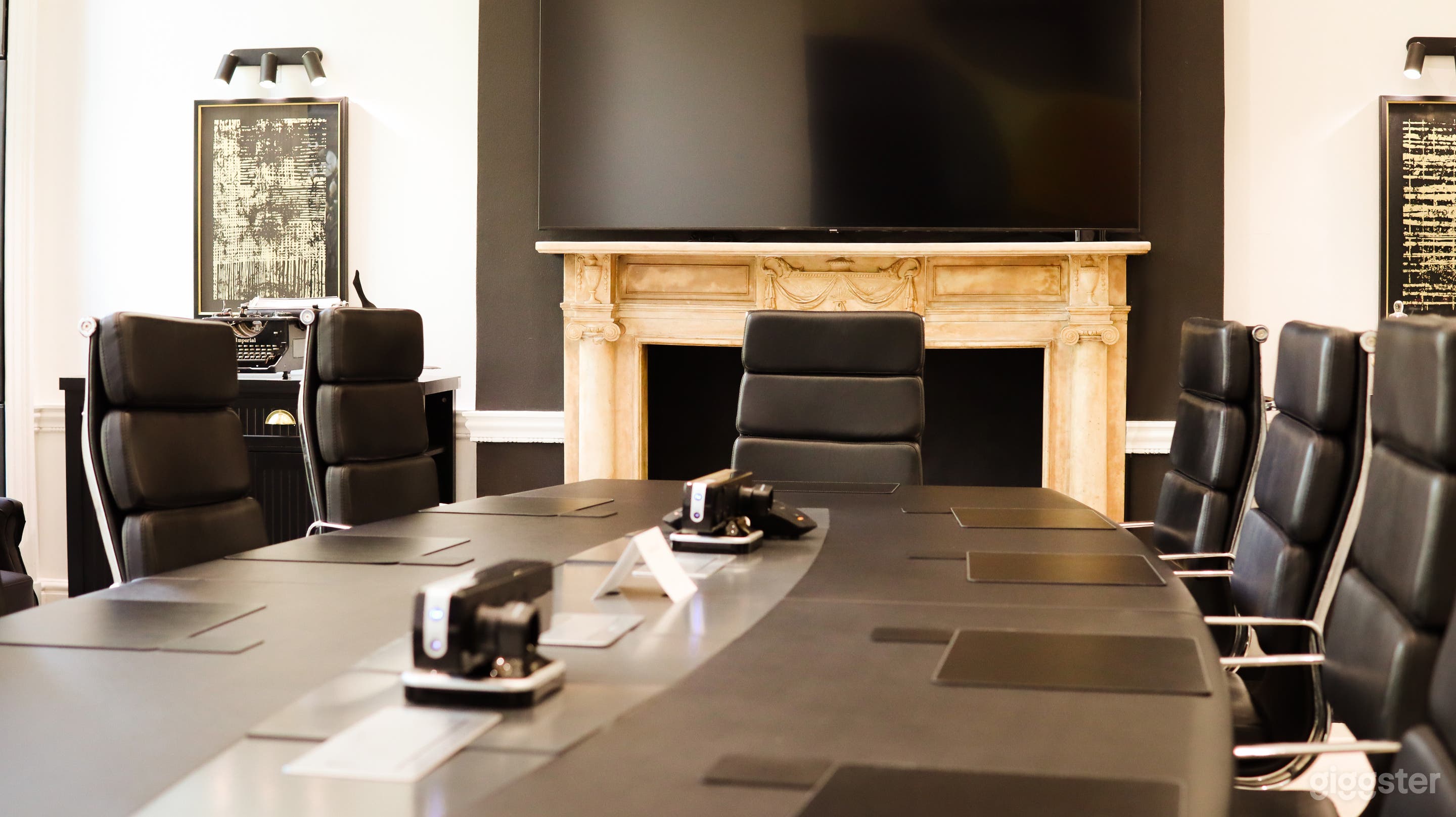 Grade I Georgian Building in Fitzroy Square Photo 1