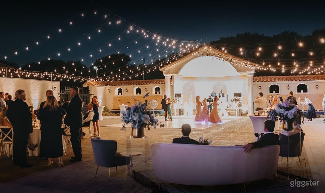 Piazza D'Amore Event Space  Photo 2