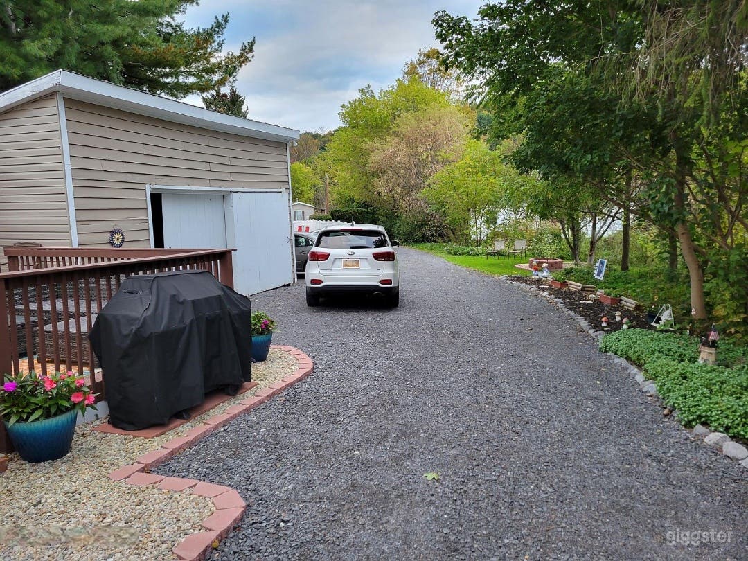 Hearty Country Home Photo 4