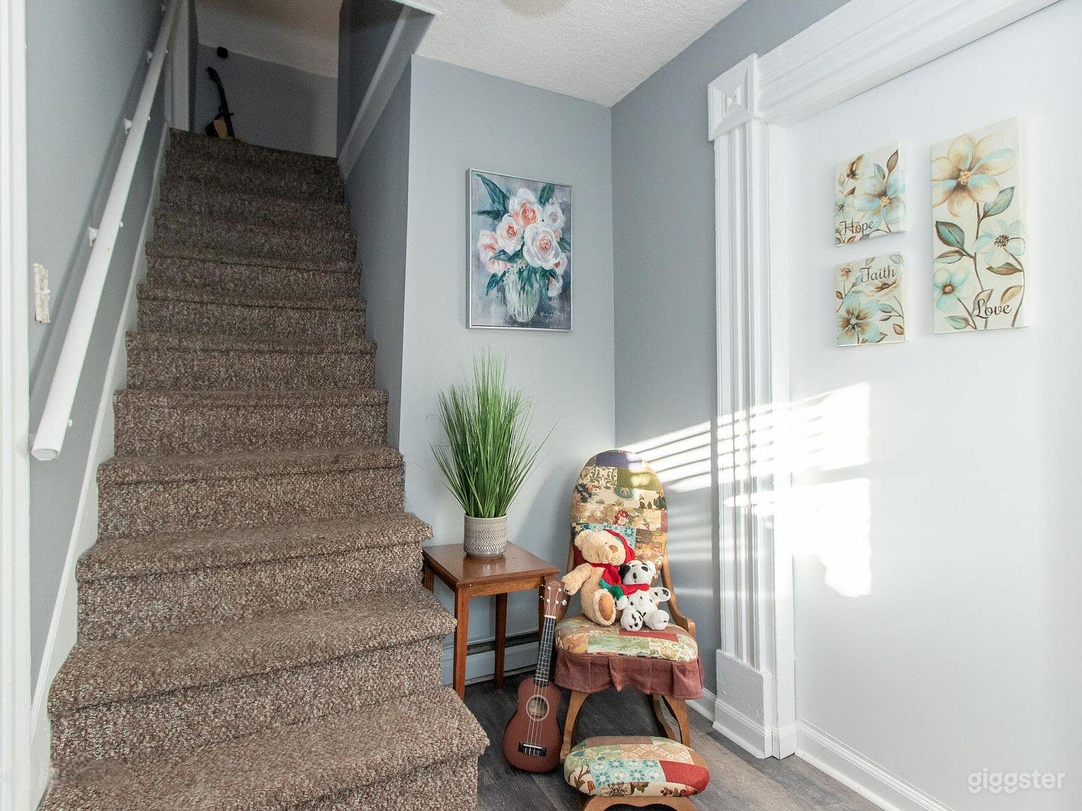 Hearty Country Home Photo 3