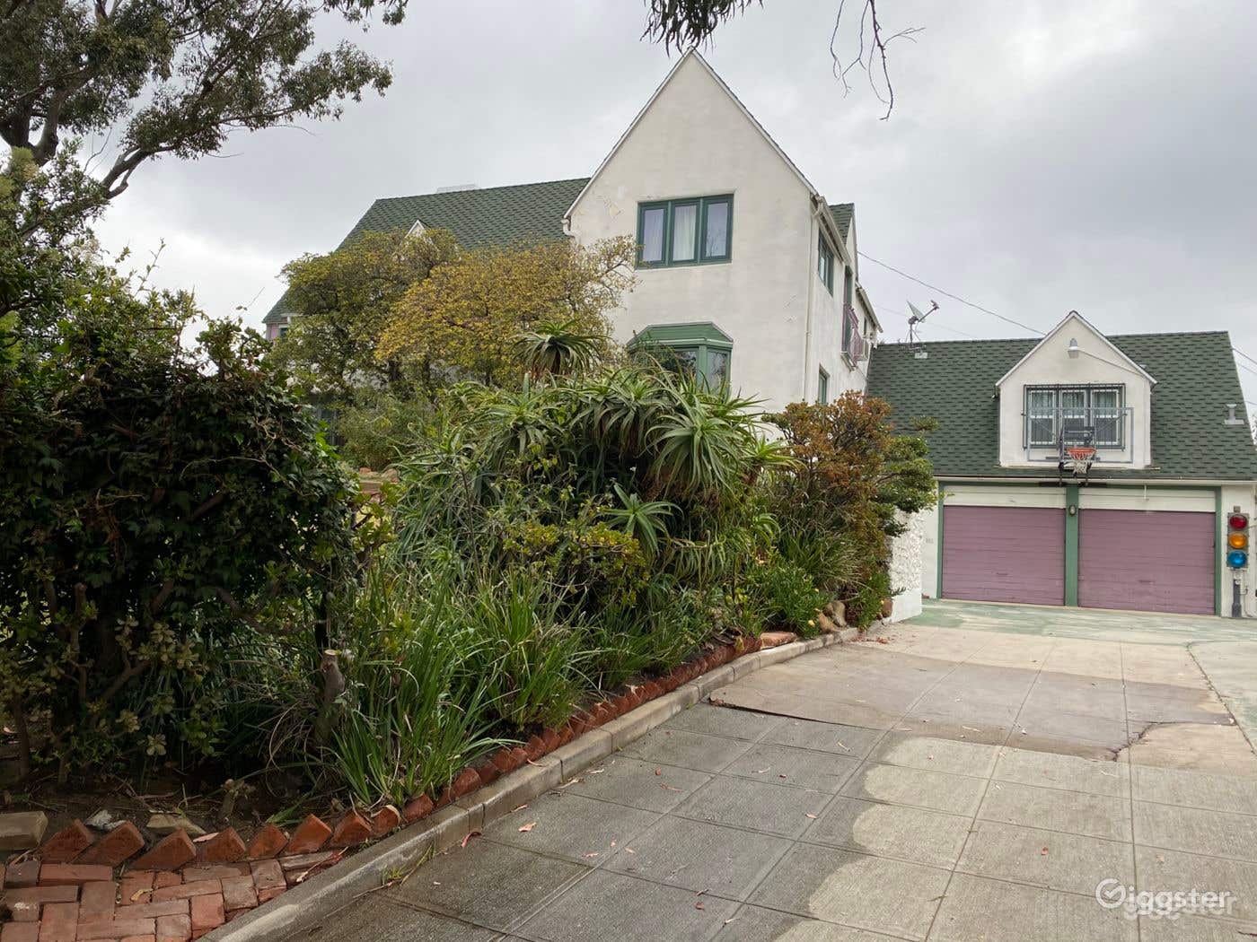 Half Basketball Court Echo Park Photo 1