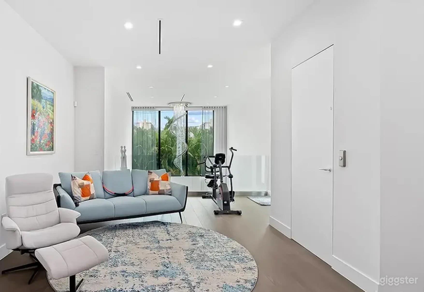 Elegant Modern Italian Luxury Home(House Only) Photo 4