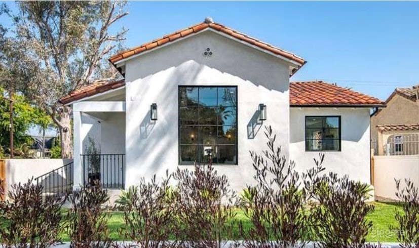 Spanish house- YARD ONLY right now  Photo 1