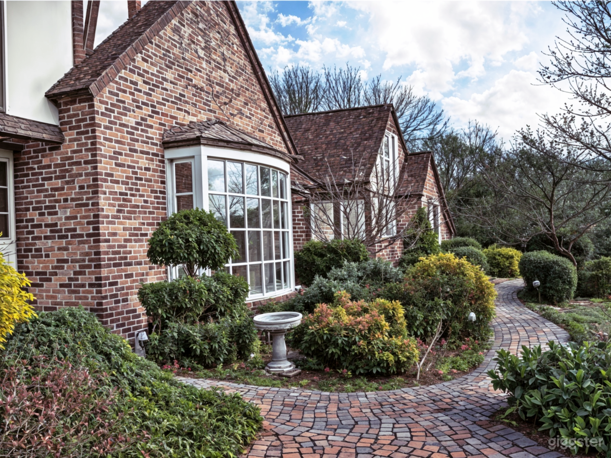 Serene, Luxurious Masterpiece in 6 Acres Lot Photo 2