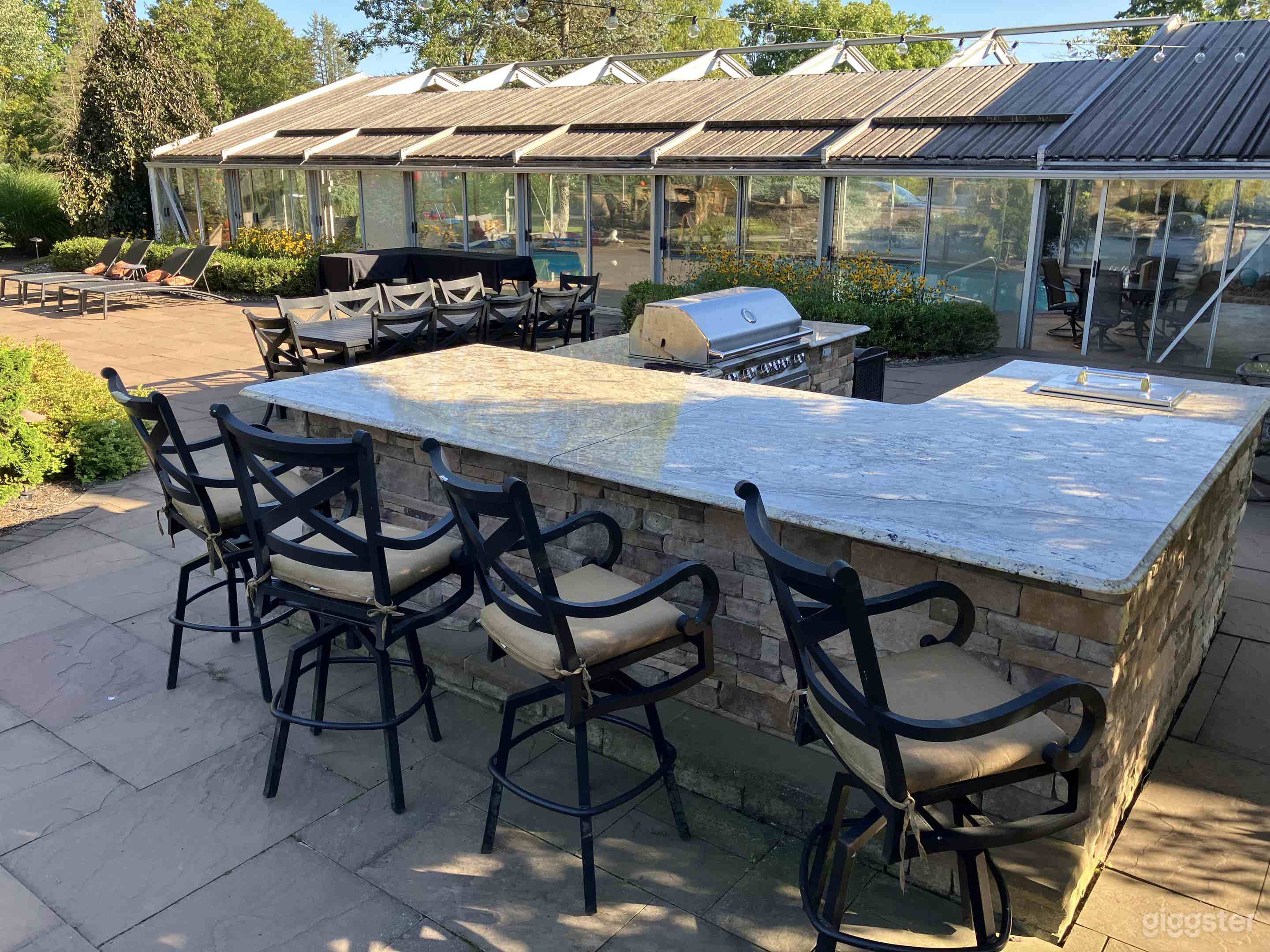 Serene, Luxurious Masterpiece in 6 Acres Lot Photo 3