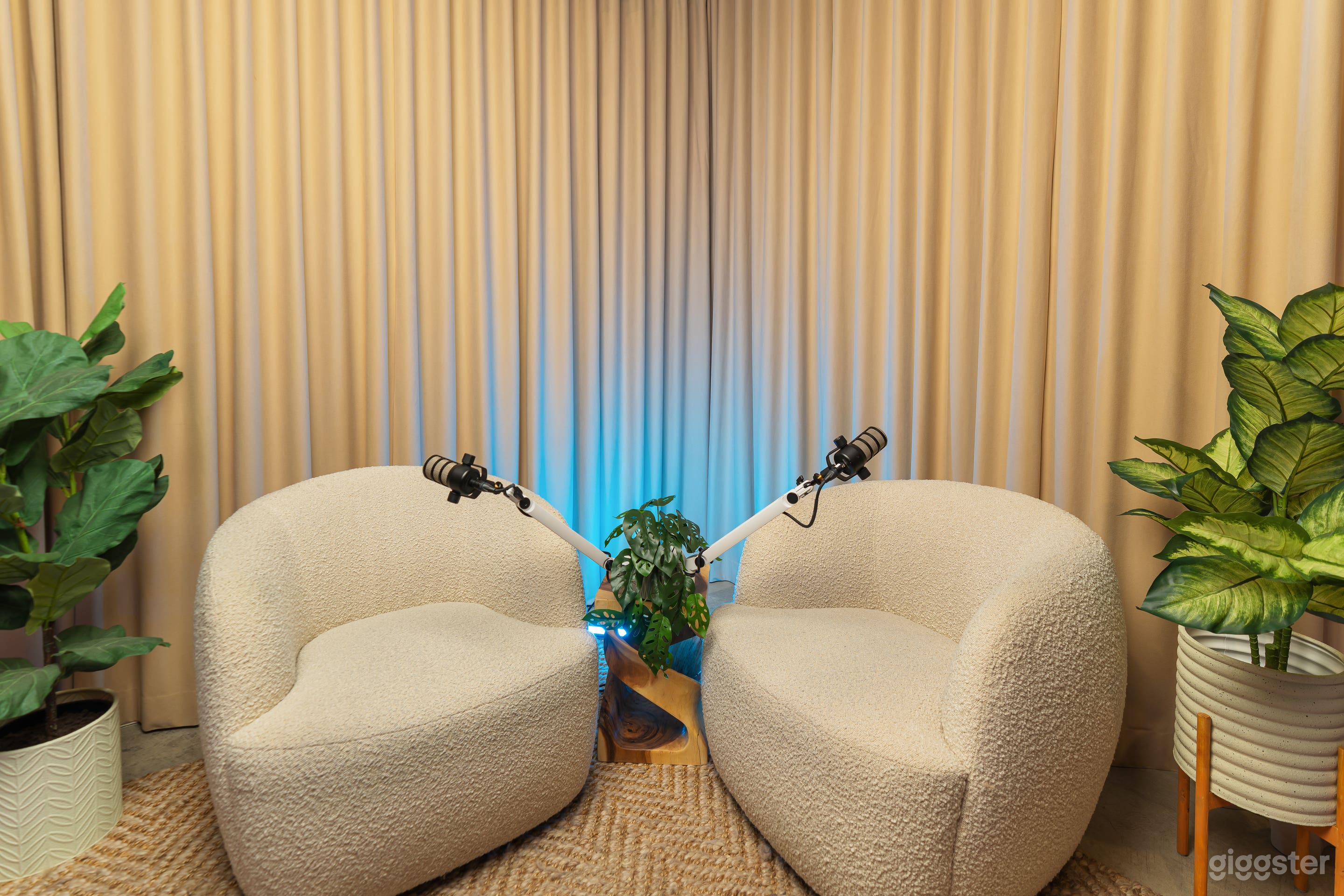 Full Service Video Production Studio - Chicago Photo 3