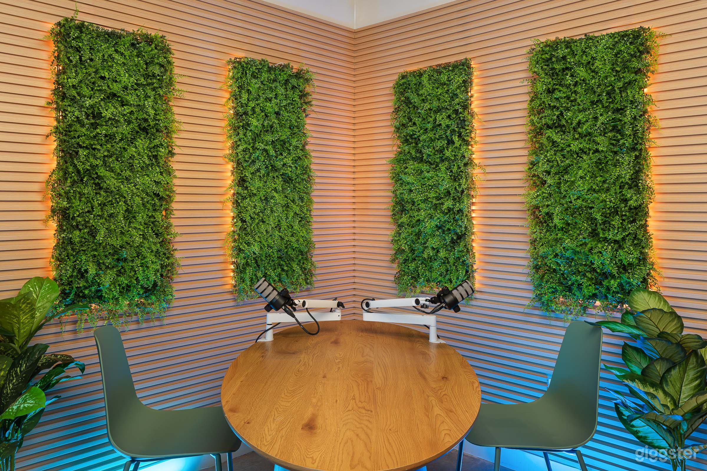 Full Service Video Production Studio - Chicago Photo 2