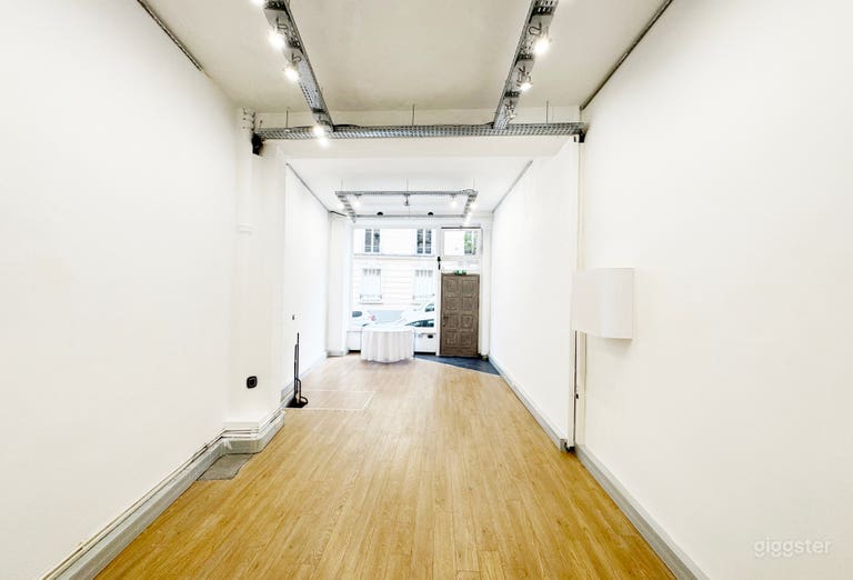  Galerie et studio photo épuré blanc 