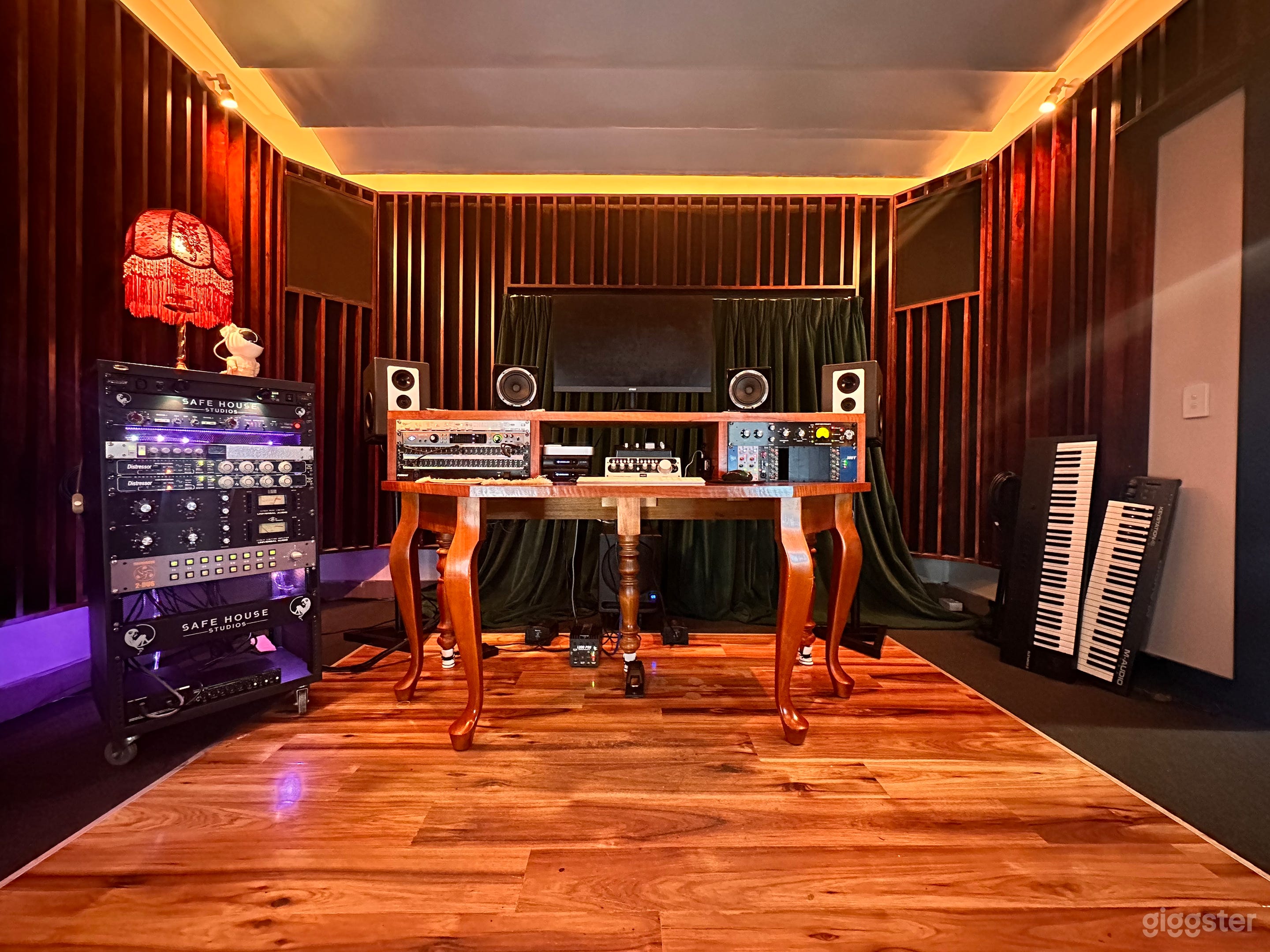 Timeshare Lease Rent Recording Music Studio Photo 1