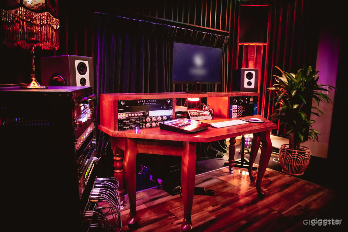Timeshare Lease Rent Recording Music Studio Photo 4