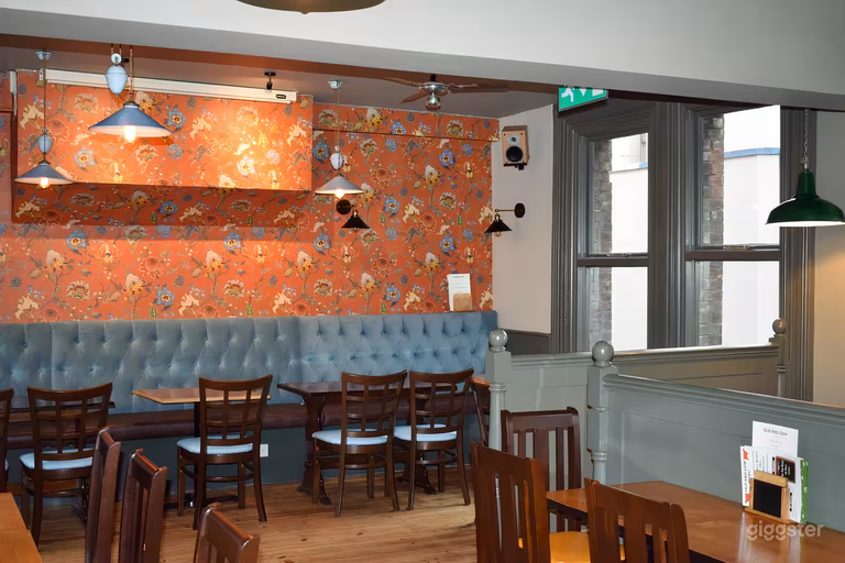  Versatile Private Function Room for Celebrations & Corporate Events 