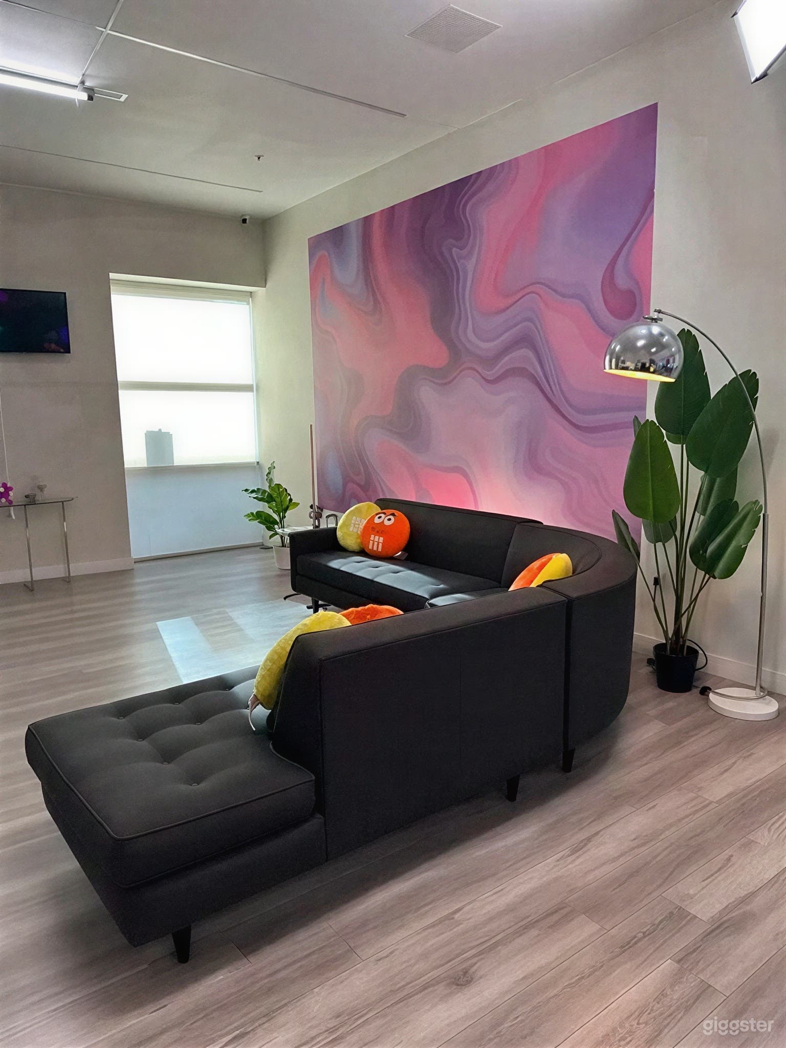 A simple, open front-of-house lobby  Photo 2