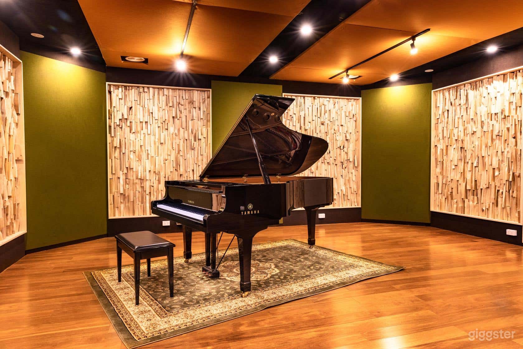 Studio 2 - Empire Music Studios Photo 4