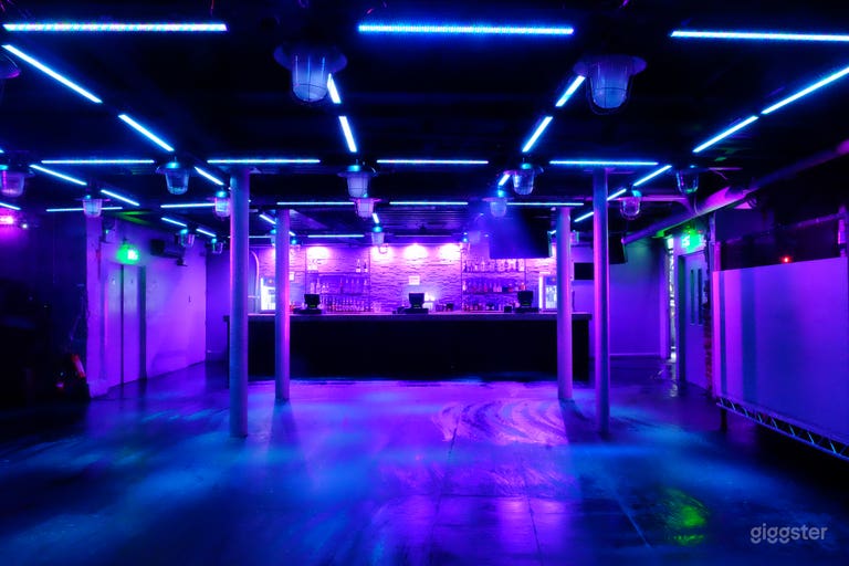  Middle Floor 