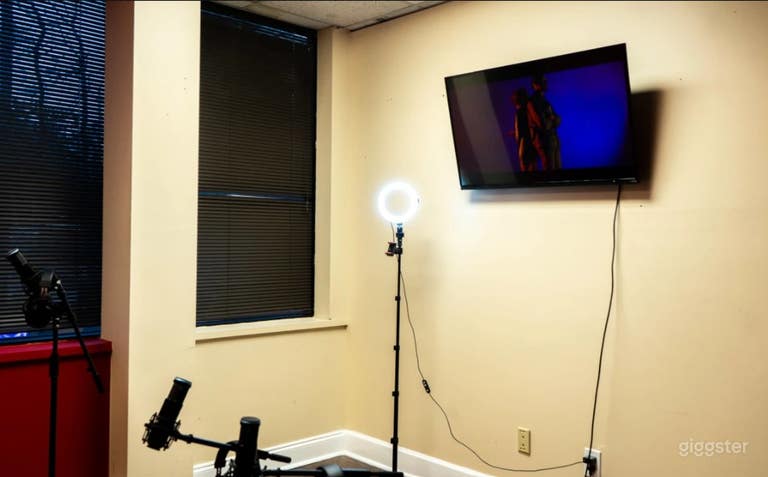  Fully Equipped Podcast Room in Atlanta 