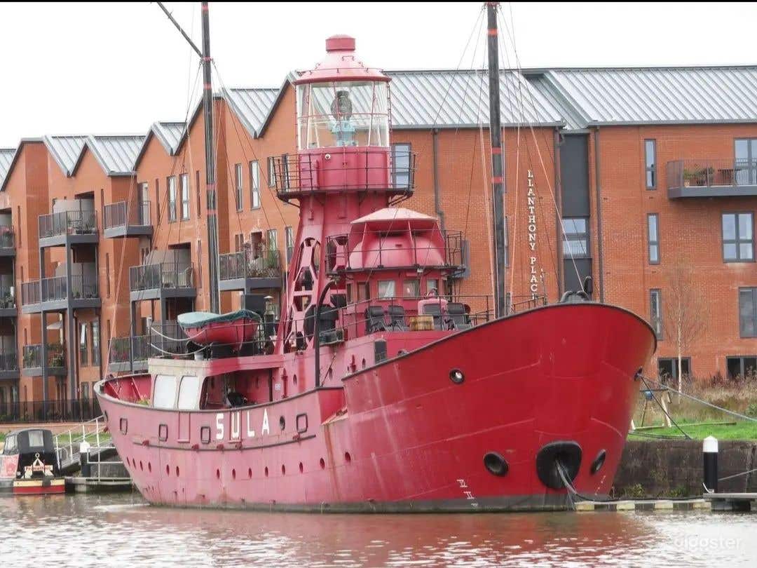 Historic Dock with Restored Warehouses Photo 3