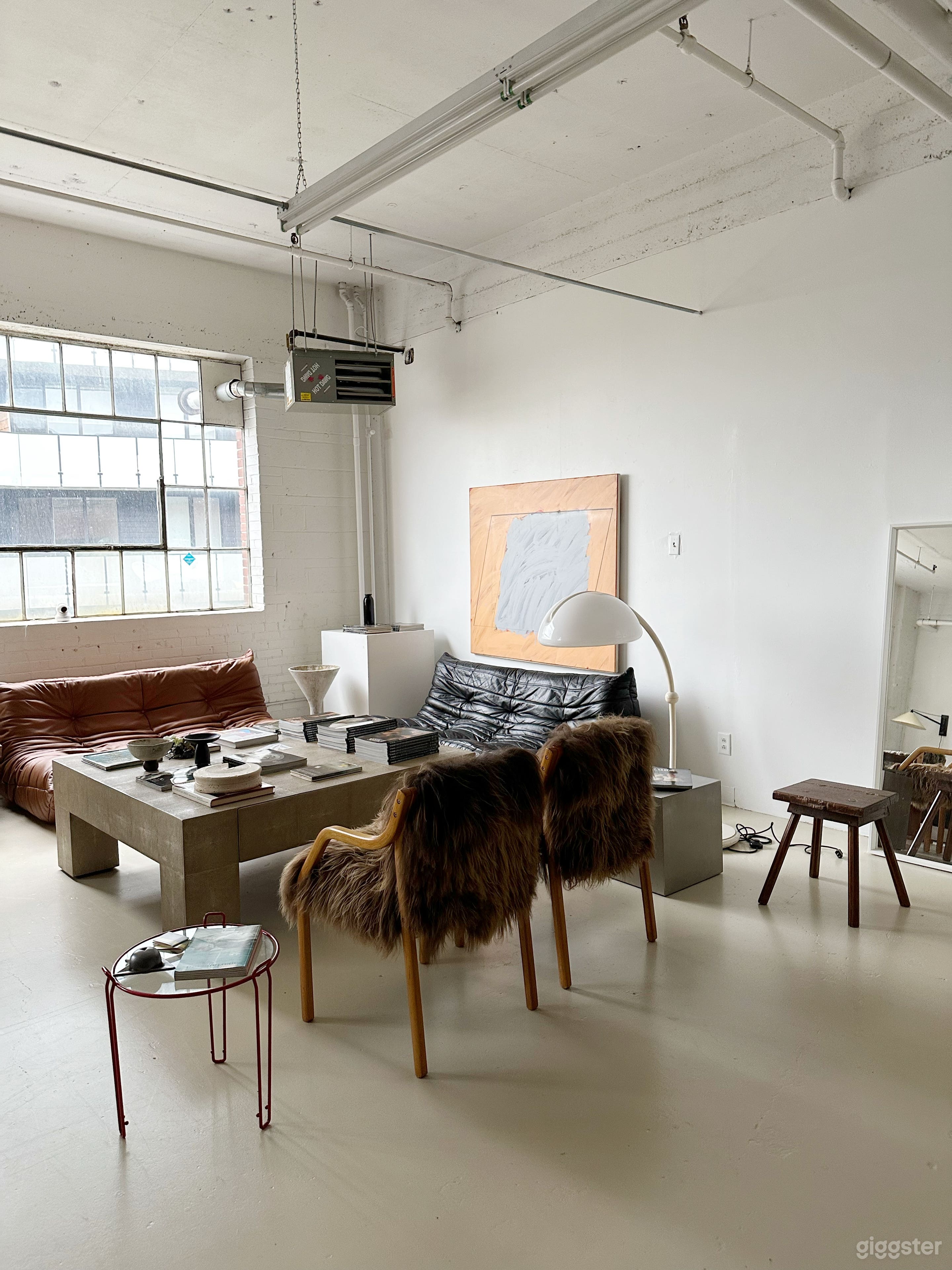 Bright Studio with Designer Furniture and Objects Photo 3