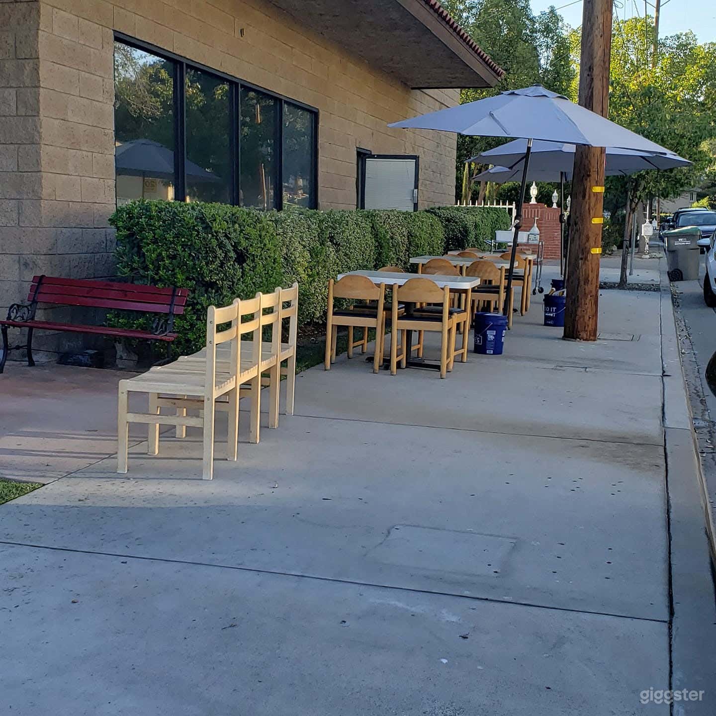 Quaint Family Style Café Photo 3