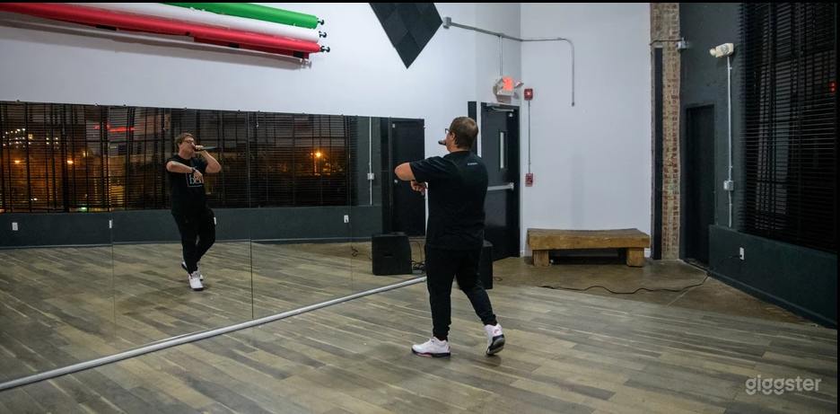 Spacious Rehearsal Studio in New Jersey Photo 1