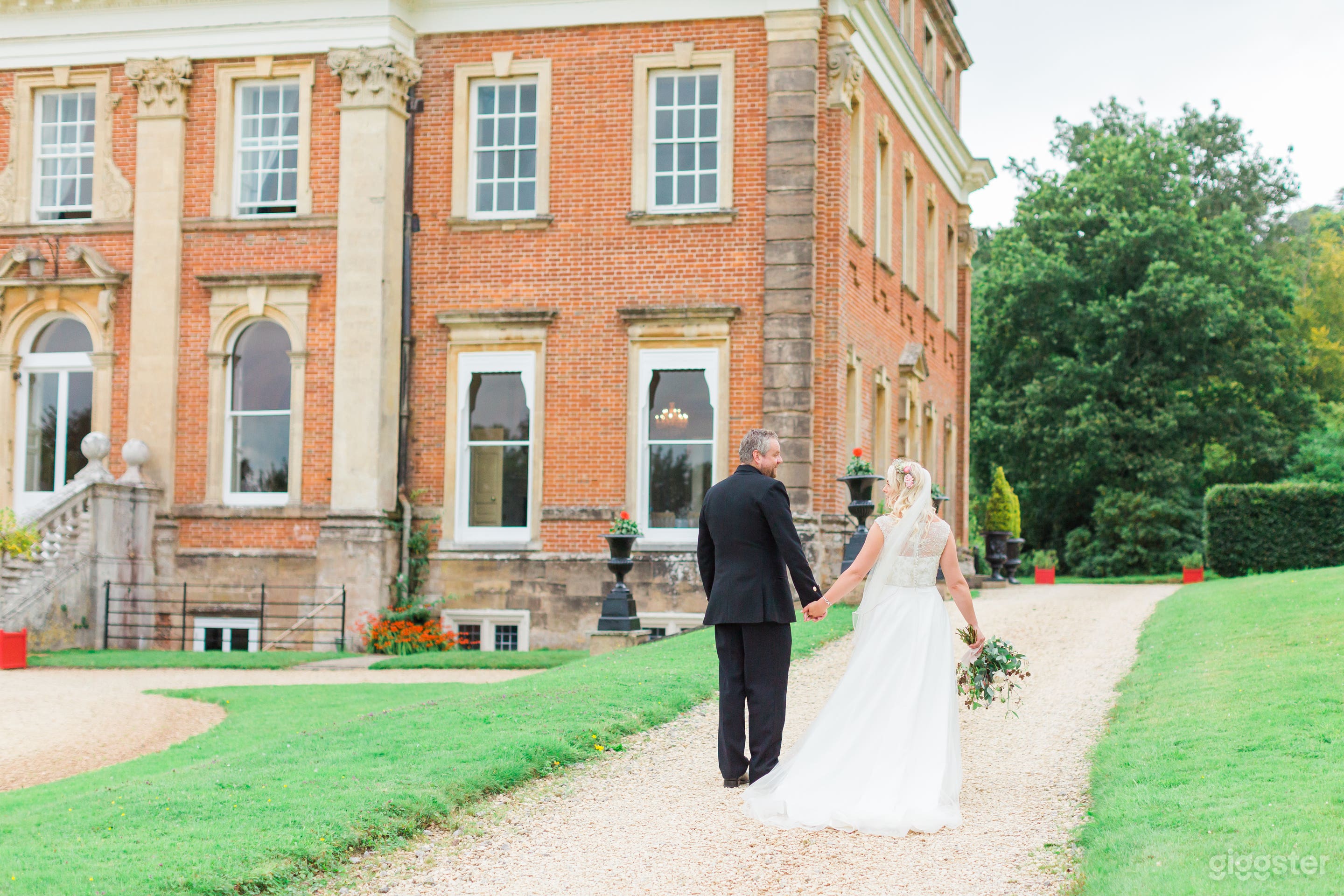 Grade 1 Listed Manor House in Somerset Photo 3
