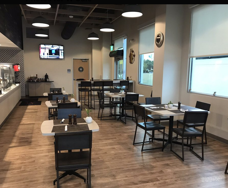  Friendly vibe Cafe in Irvine 