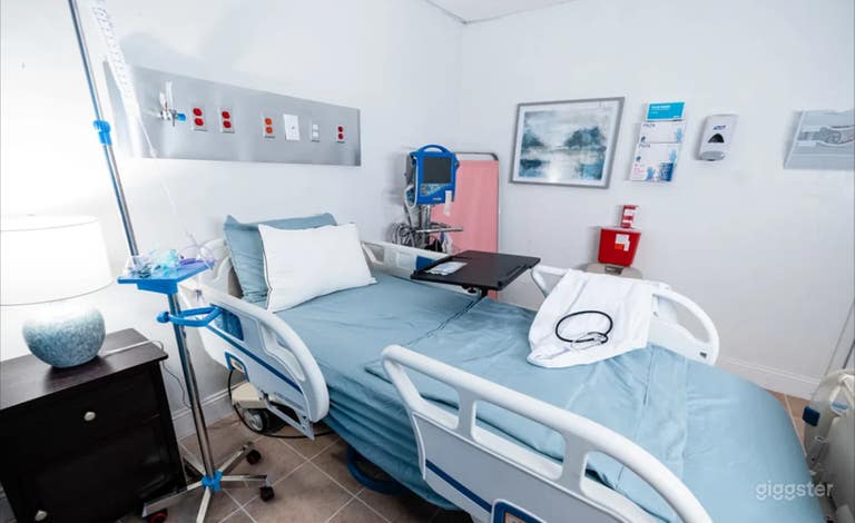  Estudio de filmación en habitación de hospital 